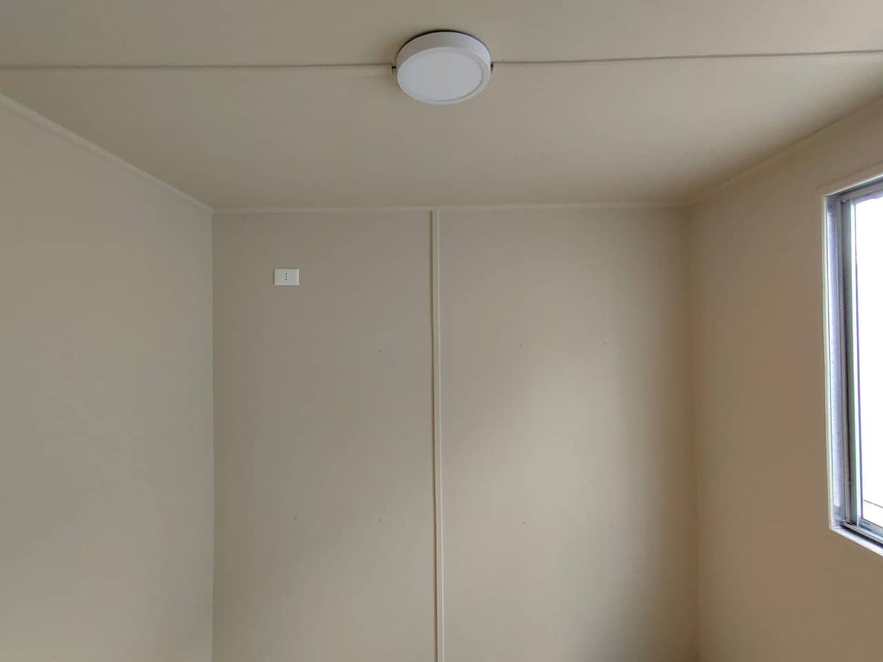 Módulo Oficina con baño 20 pies. ( Ref: 1101 )